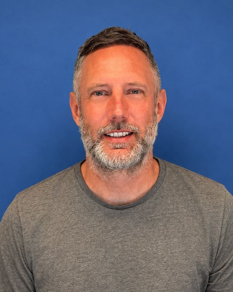 Giles Tewson